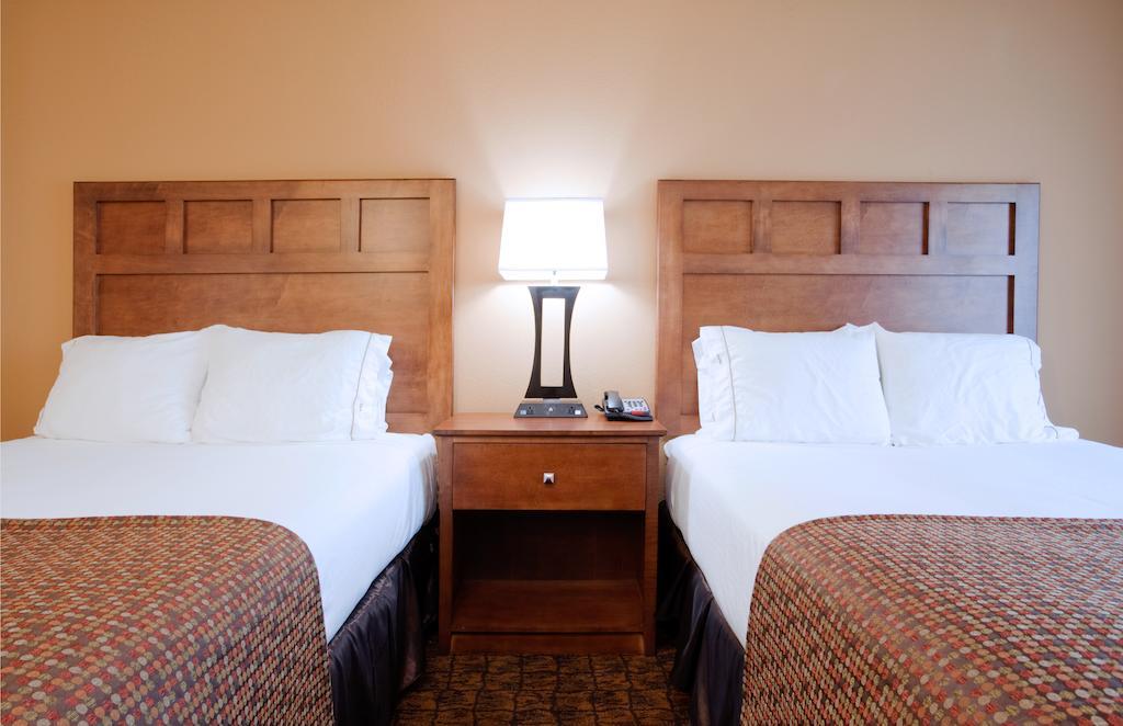 Holiday Inn Express Hotel & Suites Mount Airy By Ihg Pokój zdjęcie